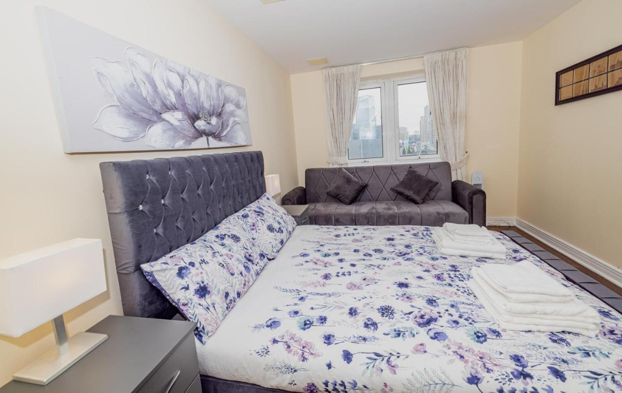 Two Bed Apartment Near Canary Wharf Лондон Экстерьер фото