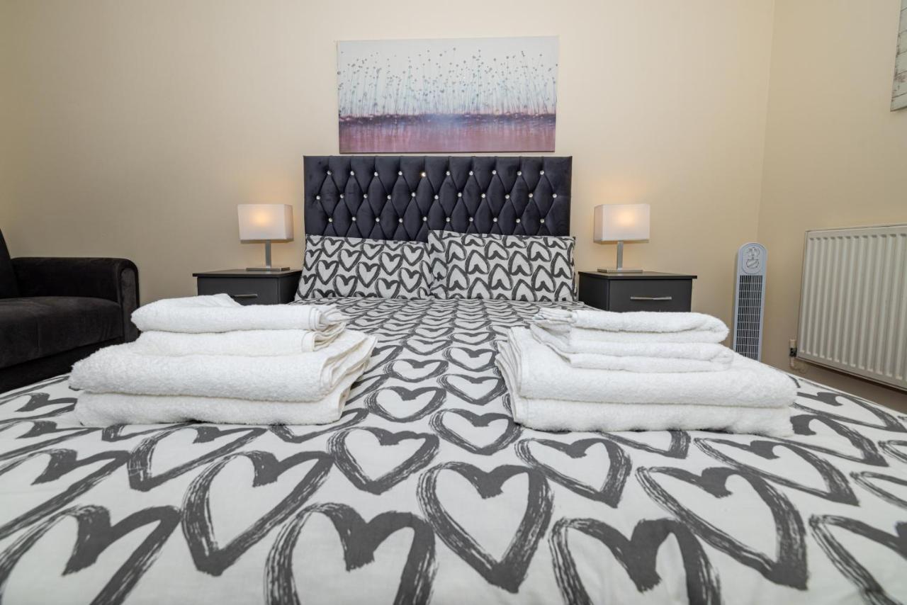 Two Bed Apartment Near Canary Wharf Лондон Экстерьер фото