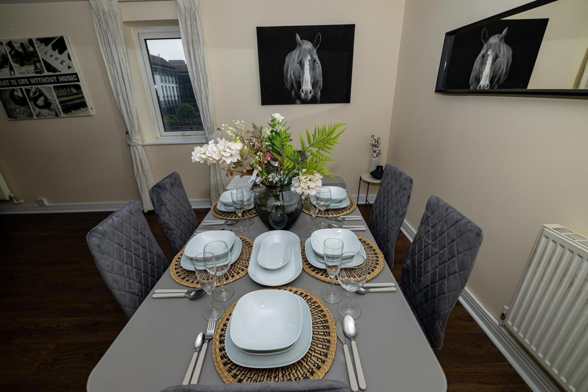 Two Bed Apartment Near Canary Wharf Лондон Экстерьер фото